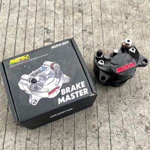 KALIPER MUPO RACE 002 BRAKE MASTER 2 PISTON UNIVERSAL NON BREKET TIDAK TERMASUK BRACKET CALIPER 2P KALIPER CAKRAM DEPAN KANAN KIRI HARGA SATUAN 1 PCS DISC STANDAR 220 260 VARIO BEAT SCOOPY MIO FINO NMAX MX KING JUPITER VEGA NOUVO NINJA RXK STYLO Z8046