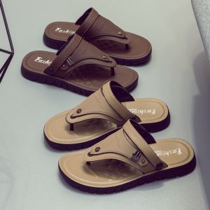 #COD New Slippers for Men Flip-flops Anti-slip Beach Wear-Resistant Casual Deodorant Soft-soled Slippers