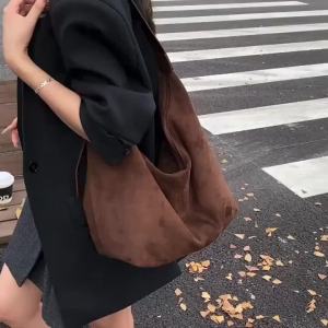 LEFTSIDE Women PU Suede Shoulder Bag 2026 Winter Retro Soft Hobo Bag Luxury Designer New Trend Brand Handbags and Purses2026
