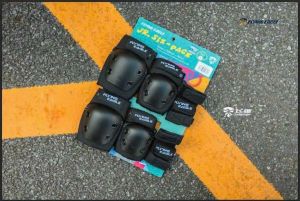 BỘ BẢO HỘ FLYING EAGLE VALIANT DÙNG CHO CÁC MÔN THỂ THAO NGOÀI TRỜI NHƯ PATIN