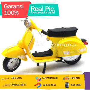 Diecast Miniatur Mainan Motor Klasik Vespa 1976 200 Rally Besi Metal 1/18