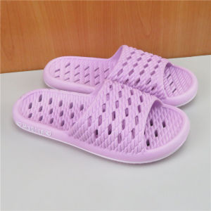 [Free Shipping] Quick-Drying Leak-Proof Bathroom Slippers For Men And Women CoupleS Style Soft Thick-Soled Non-Slip Hollow-Out Home-Use Bathing Sandals