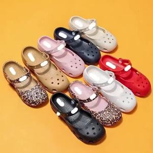 WomenS Ballet Clogs 2026 Summer New Beach Non-Slip Breathable Lightweight Nurse Sandals