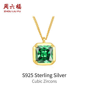 ZHOU LIU FU 周六福925 Sterling Silver Green Gemstone Pendant Necklace Fashionable Jewelry Gift for Women J0614630