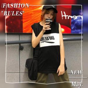 QXshop มาจ้า สายสตรีทห้ามพลาด เสื้อยืดแขนกุด สกรีนตัวอักษรภาษาอังกฤษเท่ๆ มาให้เลือกสองสีด้วยกันเลยนะใครยังไม่มีห้ามพลาดเลยน๊าา