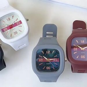 【Ready Stock】Student Fashion Life Waterproof Quartz Watch Men and Women Couples Square Sports Watches