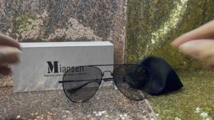 แว่นตากันแดดไม่หัก ใส่ได้ทั้งชายและหญิงน้ำหนักเบาคุณภาพสูง