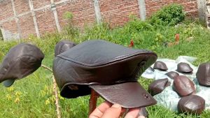 PROMO SALE!!! TOPI PRIA KULIT DOMBA ASLI / TOPI SENIMAN TERBARU PET / TOPI MAHER ZEIN KHAS GARUT ORIGINAL (COD) / TOPI KODOK PRIA CASUAL SANTAI LEMBUT JAHITAN RAPIH