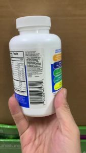Viên Uống Bổ Mắt Ocuvite Adult 50+ chai 150 viên từ mỹ - – Chiết xuất bổ sung từ Lutein (thành phần hiện diện rất nhiều trong mắt với chức năng lọc ánh sáng xanh) hỗ trợ giúp mắt tránh khỏi các tác động xấu từ bên trong.