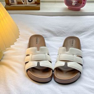 Free Shipping WomenS Thick-Soled Slippers Perfect For Summer Wear Versatile And Stylish A New Summer Design For The Beach With A High-End Look And Added Height