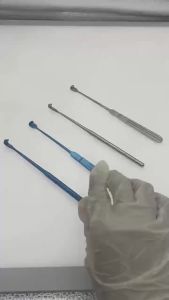 Pull Eyelid Hook Straight/ Curved with Tooth Skin Retractor hook Teethed plastic   Instrument 1pcs