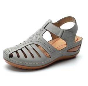 [Free Shipping] New Plus-Size WomenS Sandals: Closed-Toe Openwork One-Strap Wedge-Heeled Roman-Style Sandals For Women