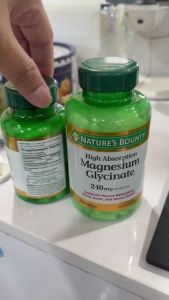 Viên uống bổ sung Magie Natures Bounty Magnesium Glycinate 240mg - ✔ Duy trì chức năng thần kinh cân bằng điện giữa các tế bào thần kinh. ✔ Giúp tâm trạng giảm căng thẳng và lo âu. ✔ Magie giúp cải thiện chất lượng giấc ngủ. ✔ Không biến đổi ge