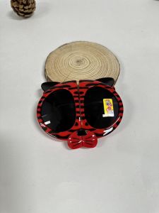 แว่นตากันแดดับได้ ป้องกันรังสียูวี พับเป็นตัวการ์ตูน น่ารัก พร้อมส่ง