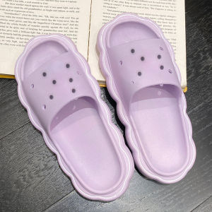 LEAShop Sale📣 รองเท้าเเตะผู้หญิง  รองเท้าเเตะสุดฮิต มีให้เลือก 4 ปังๆ ม่วง ดํา ขาว ชมพู ระบายอากาศได้ดี   ดูเรียบหรูดูเเพง รองเท้าเหมาะสมทุกวัย ดีไซน์น่ารักมากรองเท้าพื้นนิ่มมีระบายอากาศไม่ต้องกลัวอับ🎀