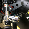2pcs Bracket Lampu Sein Motor/Breket Lampu Sein Untuk Fork Depan Motor/Braket Sein Depan Motor. 