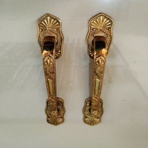 Handle Pintu Rumah Kuningan Model Cumi Ukir Klasik 31cm Handle Pintu Antiq Brass Gagang Pintu Kunci Pintu Rumah Gagang Pintu Rumah Handle Pintu Bukan Stainless Tarikan Pintu Minimalis Murah