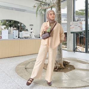 Kemeja Wanita Basic Oversized Moana Shirt Baju Kerja Kantor Atasan Pakaian Polos Ootd Style Fashion