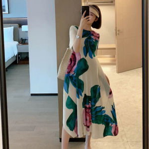 NOVA quality⭐Miyake French European station gentle and sweet temperament printed pleated dress ummer new slim mid-length skirt