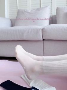 ถุงเท้ากีฬา ผู้หญิง ถุงเท้ายิม ซิลิโคนกันลื่น ไม่มีเสียงรบกวน