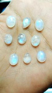 Batu Biduri Bulan Air Laut/Moonstone