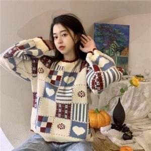 Love Sweater Wanita Longgar Pakaian Luar Kampus Lengan Panjang Warna Kontras Sweater Rajut Kotak-Kotak Kerah Bulat Serbaguna