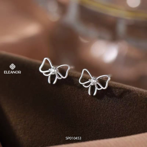 Bông tai nữ chuôi bạc 925 Eleanor Accessories hình nơ phụ kiện trang sức khuyên tai mini 10453