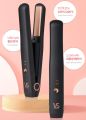 Vidal Sassoon VSCR310K VS Rechargeable Mini Hair straightener Flat Iron Curing iron Waves black. 