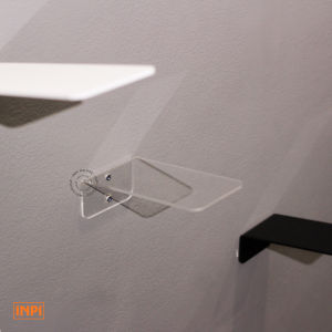 Display Akrilik Pajang Sepatu Bor Dinding - INPI House
