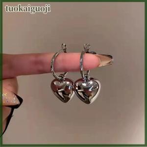 tuokaiguoji ต่างหูห่วงฮักกี้หัวใจต่างหูขนาดใหญ่ไม่สมมาตรสำหรับผู้หญิงเครื่องประดับแฟชั่นสีทองใหม่ของขวัญสำหรับเด็กผู้หญิง