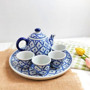 กาน้ำชาจีนโบราณ  ครบชุด 7 ชิ้น ( กาน้ำชาเซรามิค + แก้วชา 5 ใบ + ถาดเซรามิค ) น้ำชาไหว้เจ้าที่