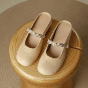 [Free Shipping] 6Cm Internal Height Increase Retro Closed-Toe Mules For Petite Women Summer Outdoor Wear 2026 New Style Slip-On Lazy Sandals