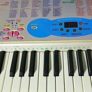 đàn organ Ca sio Lk37.+Nguồn+Chân +túi.Nhật bãi