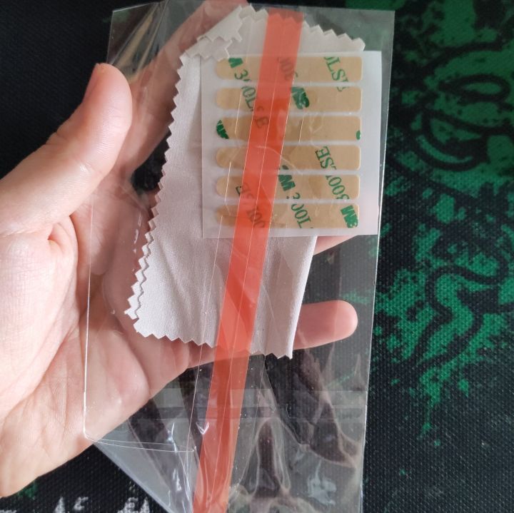 Bộ phụ kiện - bộ keo dán của Tấm che màn hình chống nhìn trộm Laptop ...