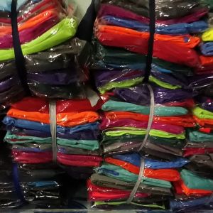 เสื้อคอวีปกมีกระเป๋าแขนต่างสี 10 ตัว ฟรี ไซส์ XL อกยืด 44 สีเพียงไร เลือกให้เอง มากมายสูงเท่าไหร่ 20++ สี