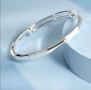 New Bamboo Joint Silver-Plated Bracelet for Women Solid Push-Pull Bracelet Fashionable and Versatile Gift for Best Friend or Lover