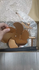 Nghệ thuật không gian ngoài trời và những người yêu âm nhạc tác phẩm điêu khắc chong chóng sắt sân vườn năng động trang trí gió trống