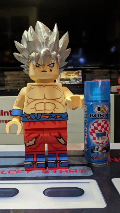 Goku lego online figure