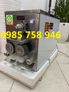 Máy làm viên trân châu trà sữa . Máy vo viên thuốc đông y 2 đầu ra sợi