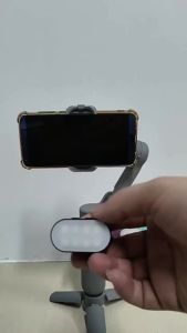 Aochuan RGB từ điền vào ánh sáng cho gimbal LED Video nhiếp ảnh Ánh sáng 3 độ sáng và 7 điều chỉnh màu sắc cho điện thoại Selfie sống