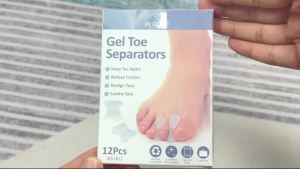 Bộ 12 miếng đệm ngón chân bằng gel PGRODE giúp tách các ngón chân dành cho cả nam và nữ.    6 cái lớn và 6 cái nhỏ dụng cụ nắn chỉnh ngón chân mềm mại dùng cho các trường hợp ngón chân bị lệch ngón chân chồng lên nhau.
