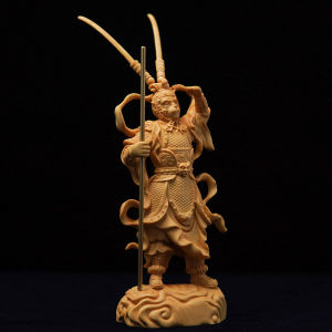 รูปปั้นซุนหงอคง-ทำด้วยมืออย่างประณีตราชาลิงรูปปั้นไม้ที่สมบูรณ์แบบสำหรับการตกแต่งประดับรถและบ้านการแกะสลักไม้ที่ซับซ้อนของราชาลิงในตำนานของจีนซึ่งเป็นสัญลักษณ์ของความกล้าหาญภูมิปัญญาและการป้องกันงานฝีมือที่ทำด้วยมือในอุดมคติสำหรับฮวงจุ้ย