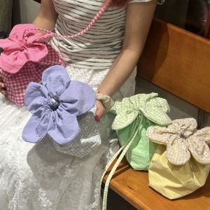 CEMOMEF Plaid Flower Drawstring Bag Cloth Cute ins Shoulder Bag Lightweight Portable Small Crossbody Bag Women