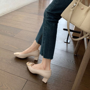 LHSunday พร้อมส่งในไทย รองเท้าคัทชูแฟชั่น วัสดุทำจากยาง หัวแต่งดีเทลเข็มขัด หัวมนสวมง่ายใส่สบายเท้า มีสี ให้เลือก แมทช์ หลายสี สวมใส่ได้ทุกโอกาส ต้องมีติดบ้าน อยากได้จัดเลย