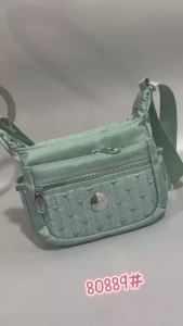 กระเป๋าสะพายข้างของผู้หญิงกระเป๋าหิ้วกระเป๋าคุณแม่ใหม่กระเป๋าผ้าไนลอนน้ำหนักเบากระเป๋าสะพายไหล่แฟชั่นสไตล์เกาหลีเรียบง่ายหลายชั้นหรูหราและมีสไตล์ปักกระเป๋าสะพายกระเป๋าใบใหญ่80889#