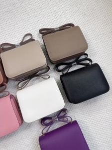 Real Leather Palm Grain Constance StyleSquare Shoulder Flight Attendant Bag
