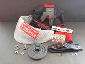 PAKET KYT X ROCKET Kancing BESI. BUSA HELM KYT X ROCKET + KACA HELM KYT X ROCKET + LIS KARET HELM + TALI HELM PLUS PAKU BELAH & RING + KNOP