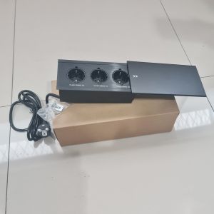 STOP KONTAK 3 LOBANG SLIDING MATERIAL PLAT BESI MEJA KANTOR COLOKAN TANAM MEJA MEETING MURAH BERGARANSI