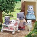 [ 100% Japan Import Original ] EPOCH Sylvanian Families doll Persian cat Mitsugo-chan Ni-109 EPOCH Sylvanian Families 娃娃波斯猫 Mitsugo-chan Ni-109. 