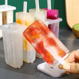 Ice Cream Molds 4 Popsicle Molds Set Popsicle Ice Tray DIY Ice Cream Reusable with Stick Cover Ice Mold Kitchen Accessories